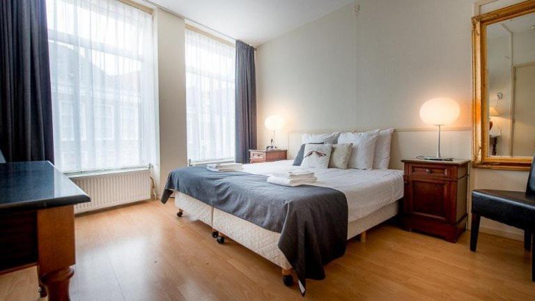 Stadsherberg De Wijnberg Bolsward Esterno foto